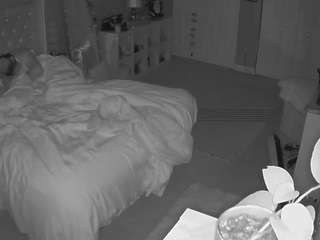 voyeurcam-house-charleys-room