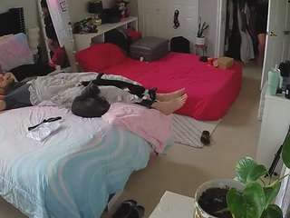 voyeurcam-house-charleys-room