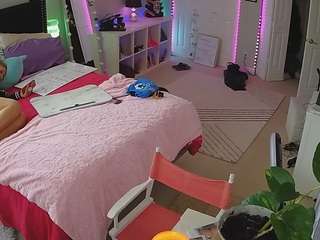 voyeurcam-house-charleys-room