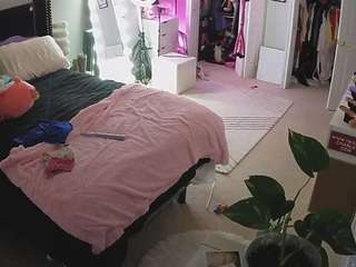 voyeurcam-house-charleys-room