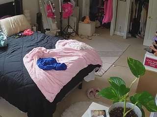 voyeurcam-house-charleys-room