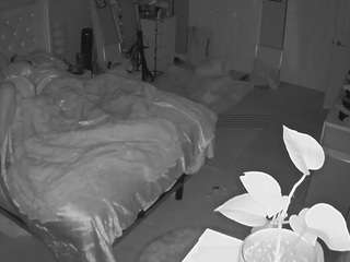 voyeurcam-house-charleys-room