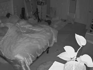 voyeurcam-house-charleys-room