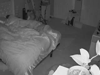 voyeurcam-house-charleys-room