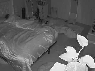 voyeurcam-house-charleys-room