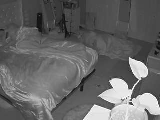 voyeurcam-house-charleys-room