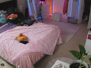 voyeurcam-house-charleys-room