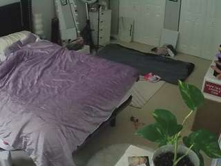 voyeurcam-house-charleys-room