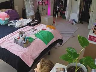 voyeurcam-house-charleys-room