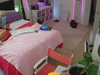 voyeurcam-house-charleys-room