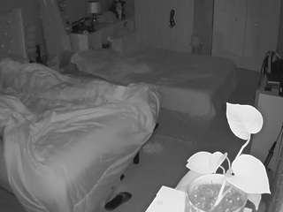 voyeurcam-house-charleys-room