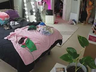 voyeurcam-house-charleys-room