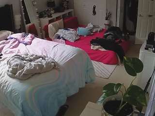 voyeurcam-house-charleys-room