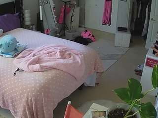 voyeurcam-house-charleys-room