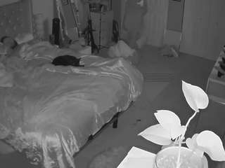 voyeurcam-house-charleys-room