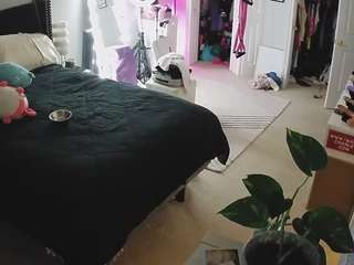 voyeurcam-house-charleys-room