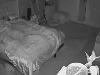 voyeurcam-house-charleys-room