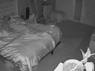 voyeurcam-house-charleys-room