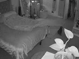 voyeurcam-house-charleys-room