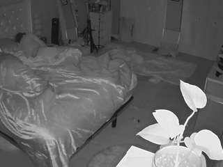 voyeurcam-house-charleys-room