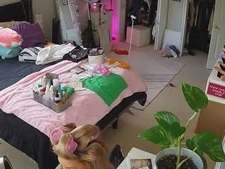 voyeurcam-house-charleys-room