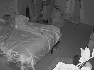 voyeurcam-house-charleys-room