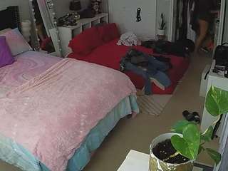 voyeurcam-house-charleys-room