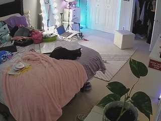 voyeurcam-house-charleys-room