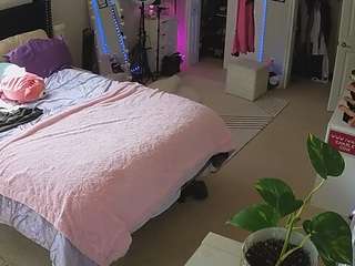 voyeurcam-house-charleys-room