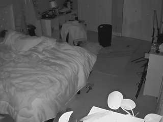 voyeurcam-house-charleys-room