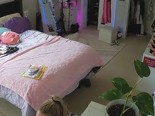 voyeurcam-house-charleys-room