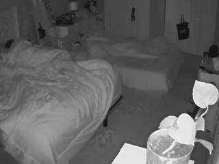 voyeurcam-house-charleys-room