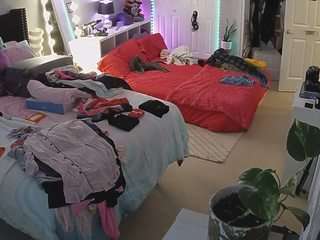 voyeurcam-house-charleys-room