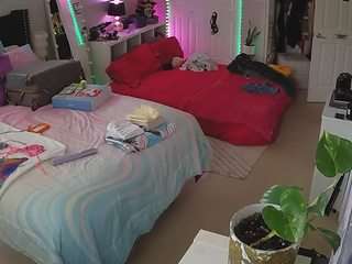 voyeurcam-house-charleys-room