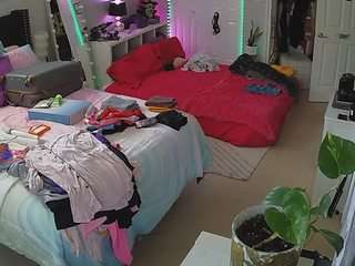 voyeurcam-house-charleys-room