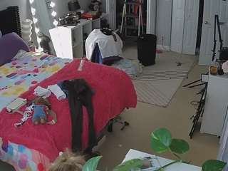 voyeurcam-house-charleys-room