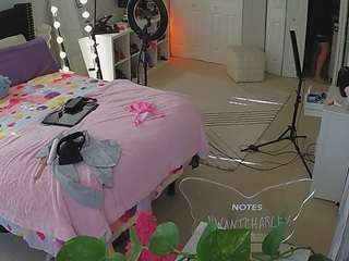 voyeurcam-house-charleys-room