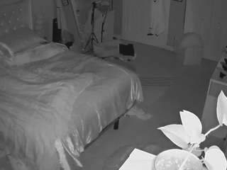 voyeurcam-house-charleys-room