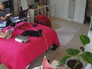 voyeurcam-house-charleys-room