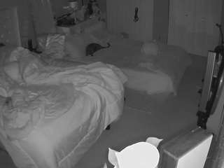 voyeurcam-house-charleys-room