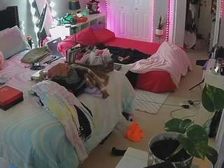 voyeurcam-house-charleys-room