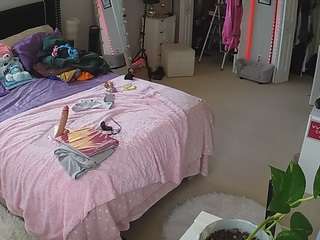 voyeurcam-house-charleys-room