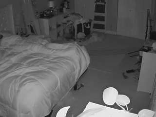 voyeurcam-house-charleys-room