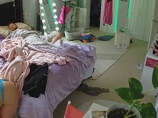 Lyza Cam camsoda voyeurcam-house-charleys-room