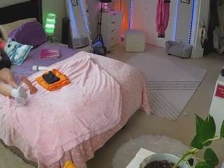 voyeurcam-house-charleys-room