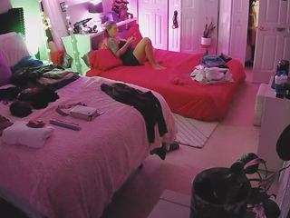 voyeurcam-house-charleys-room