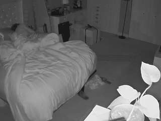 voyeurcam-house-charleys-room