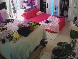 voyeurcam-house-charleys-room