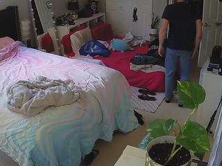 voyeurcam-house-charleys-room