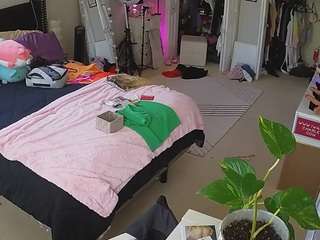 voyeurcam-house-charleys-room